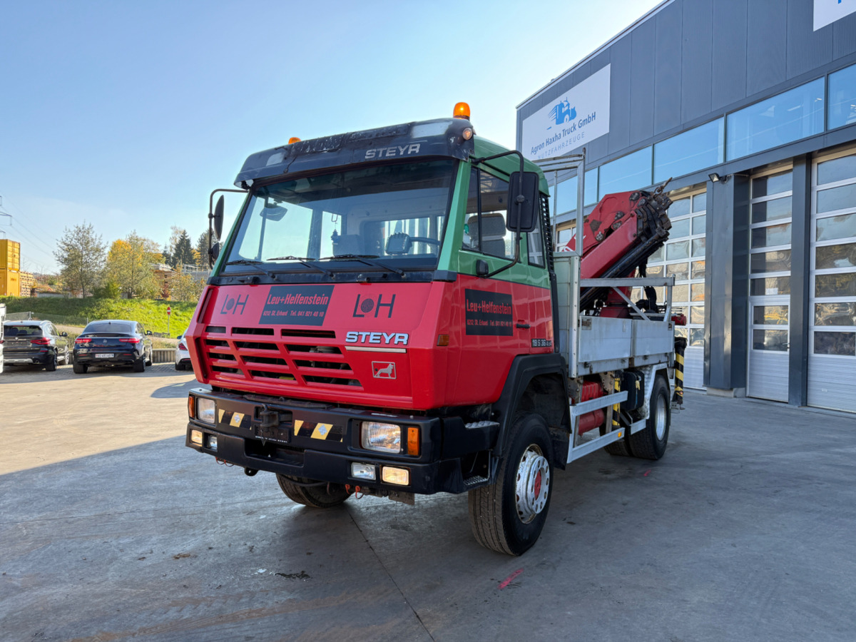 STEYR 19S360 4x4 HMF2230-7 - Камион с кран: снимка 1 STEYR 19S360 4x4 HMF2230-7 - Камион с кран: снимка 1