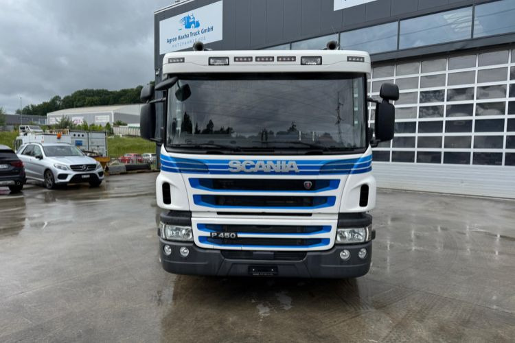 Scania P450 4x2 Jansky 10500 - Камион цистерна: снимка 2 Scania P450 4x2 Jansky 10500 - Камион цистерна: снимка 2
