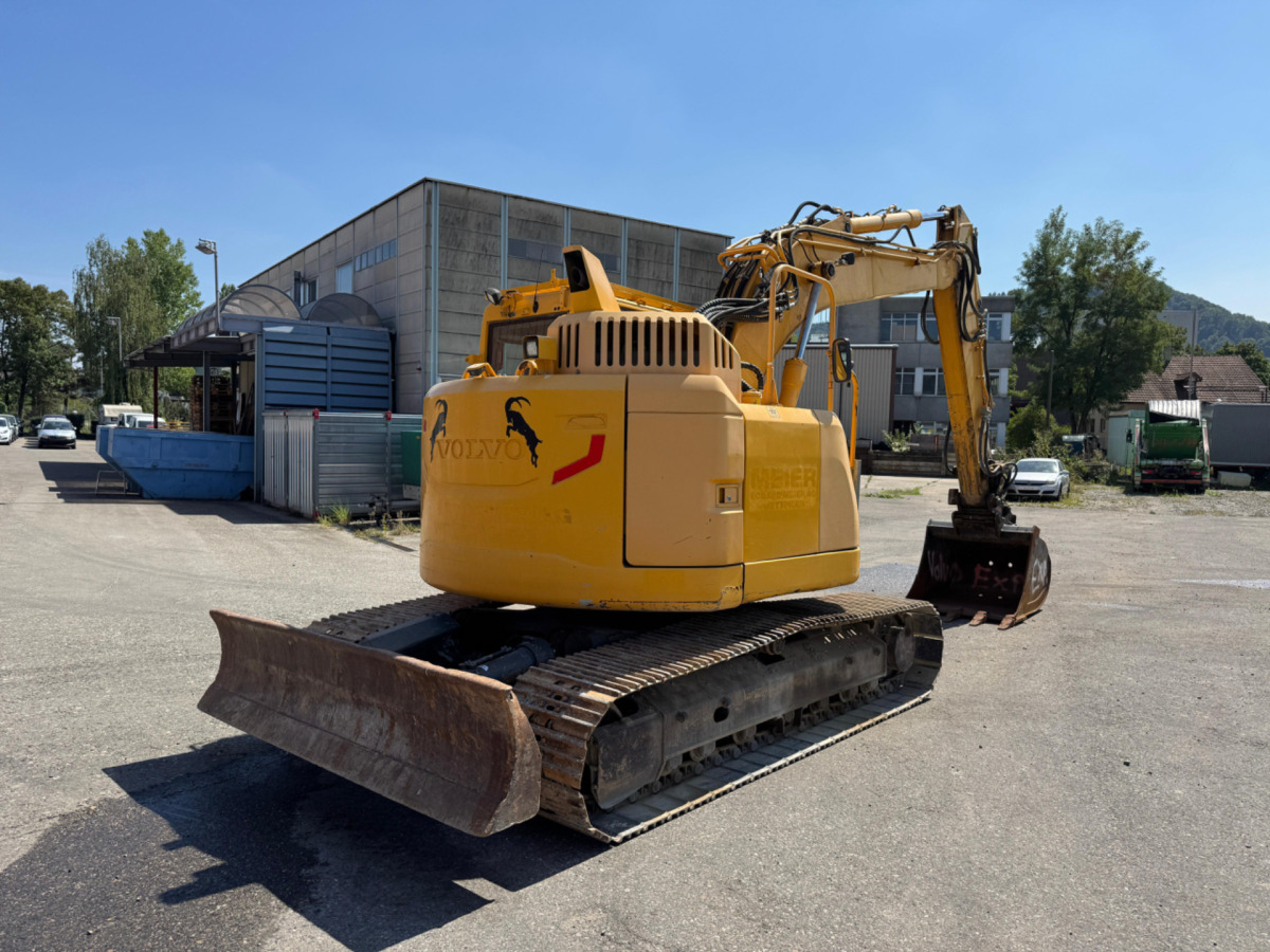 VOLVO ECR145DL Oilquick - Верижен багер: снимка 4 VOLVO ECR145DL Oilquick - Верижен багер: снимка 4