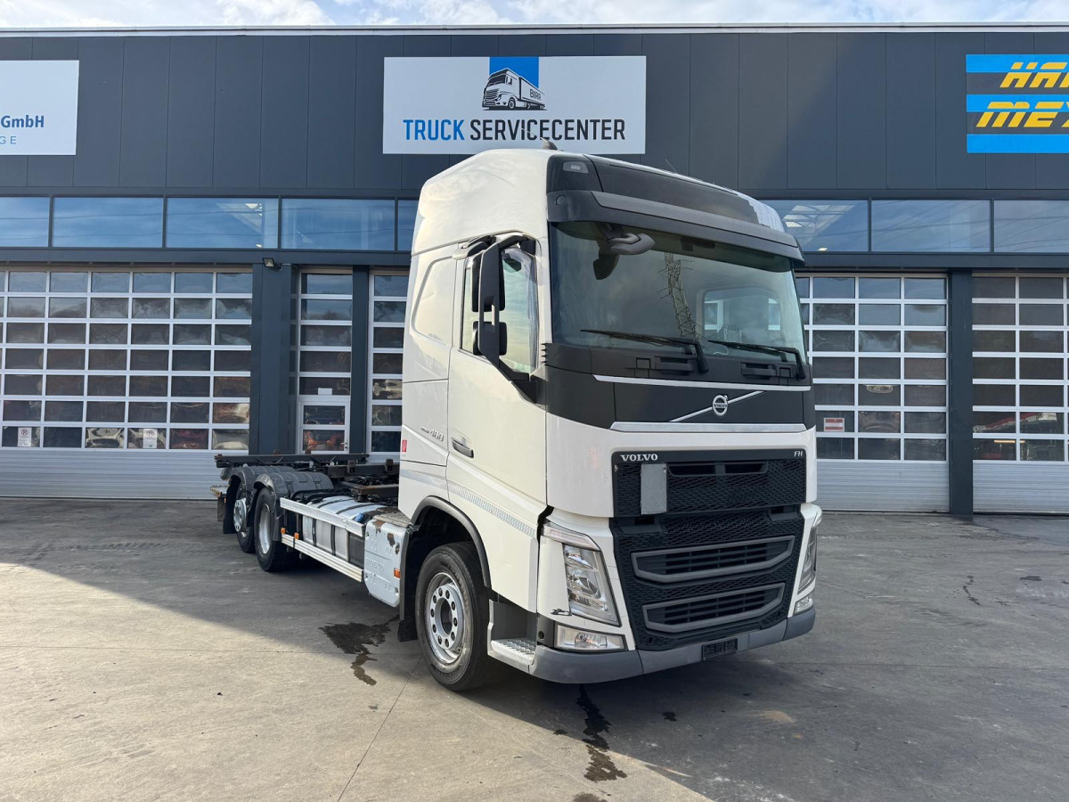 VOLVO FH-460 6x2 BDF - Контейнеровоз/ Сменна каросерия камион: снимка 3 VOLVO FH-460 6x2 BDF - Контейнеровоз/ Сменна каросерия камион: снимка 3