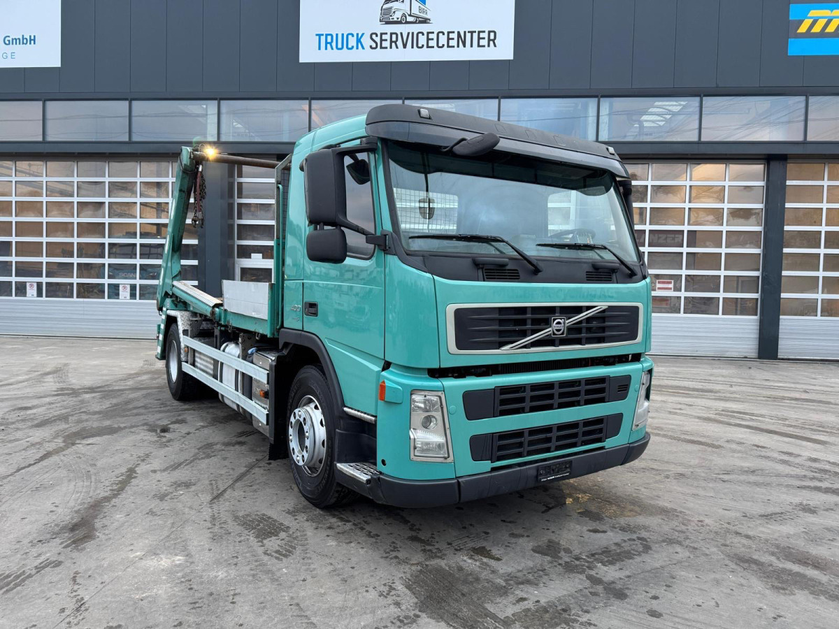 VOLVO FM-400 4x2 UT GIGANT 18T - Мултилифт за контейнери камион: снимка 3 VOLVO FM-400 4x2 UT GIGANT 18T - Мултилифт за контейнери камион: снимка 3