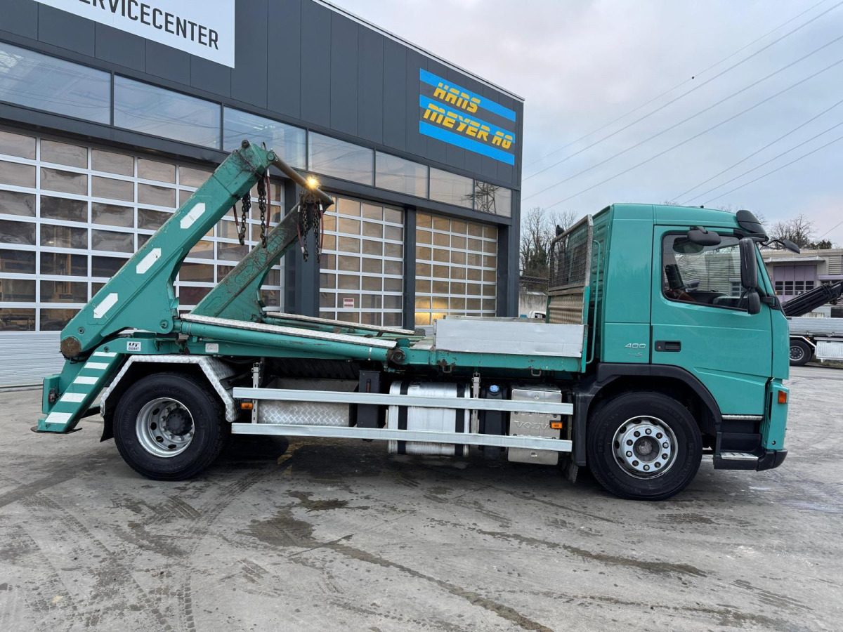 VOLVO FM-400 4x2 UT GIGANT 18T - Мултилифт за контейнери камион: снимка 4 VOLVO FM-400 4x2 UT GIGANT 18T - Мултилифт за контейнери камион: снимка 4