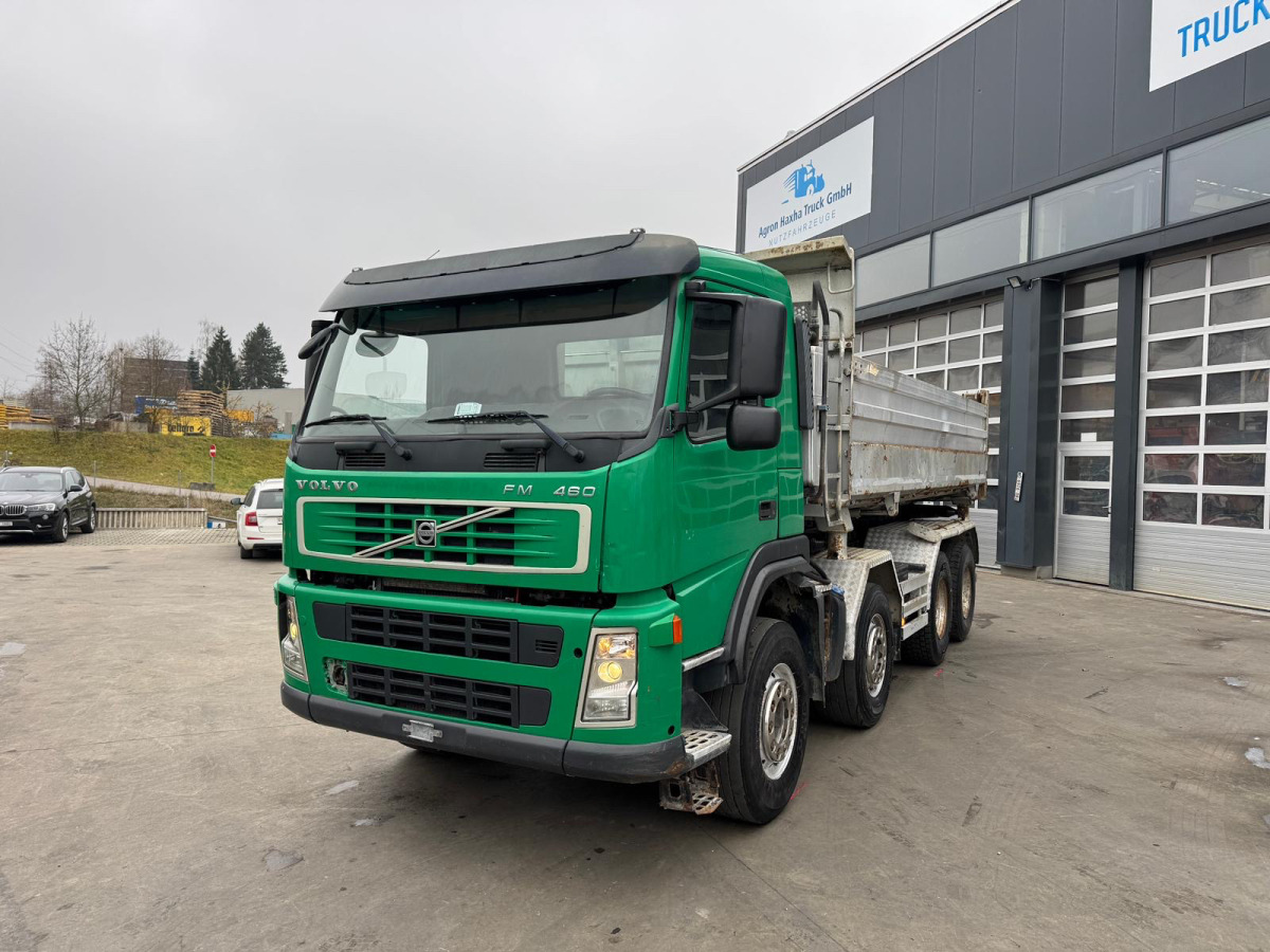VOLVO FM-460 8x4 Kipper/Mixer - Самосвал камион: снимка 2 VOLVO FM-460 8x4 Kipper/Mixer - Самосвал камион: снимка 2