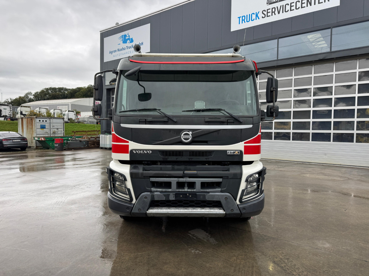 VOLVO FMX-540 10x4 - Шаси кабина: снимка 2 VOLVO FMX-540 10x4 - Шаси кабина: снимка 2