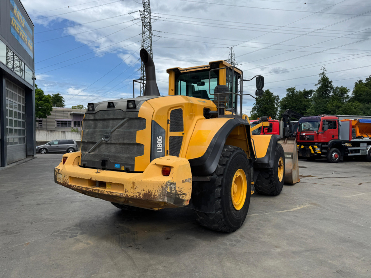 VOLVO L180G - Колесен товарач: снимка 4 VOLVO L180G - Колесен товарач: снимка 4