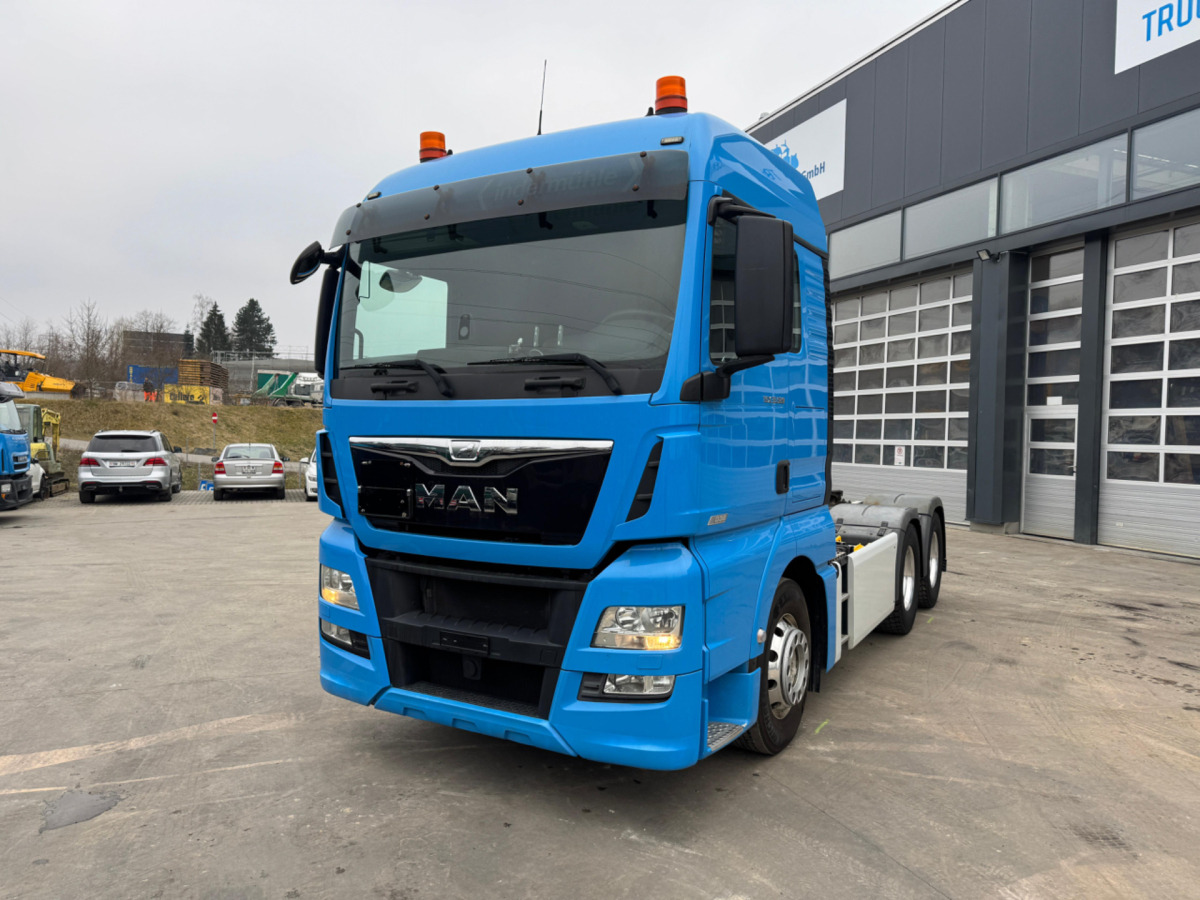 MAN TGX 33.520 6x4 - Влекач: снимка 1 MAN TGX 33.520 6x4 - Влекач: снимка 1