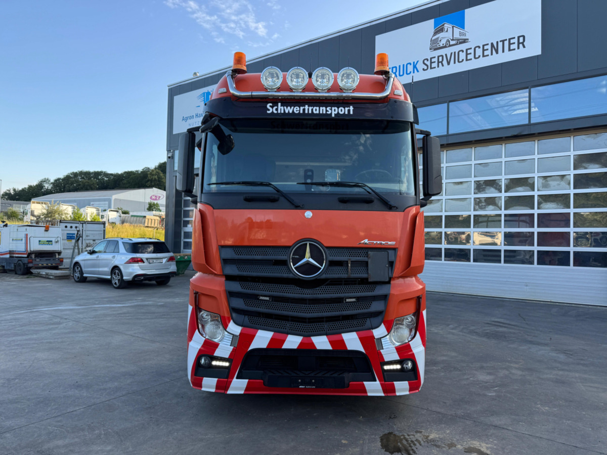 MERCEDES Actros 3358 6x4 120T - Влекач: снимка 2 MERCEDES Actros 3358 6x4 120T - Влекач: снимка 2