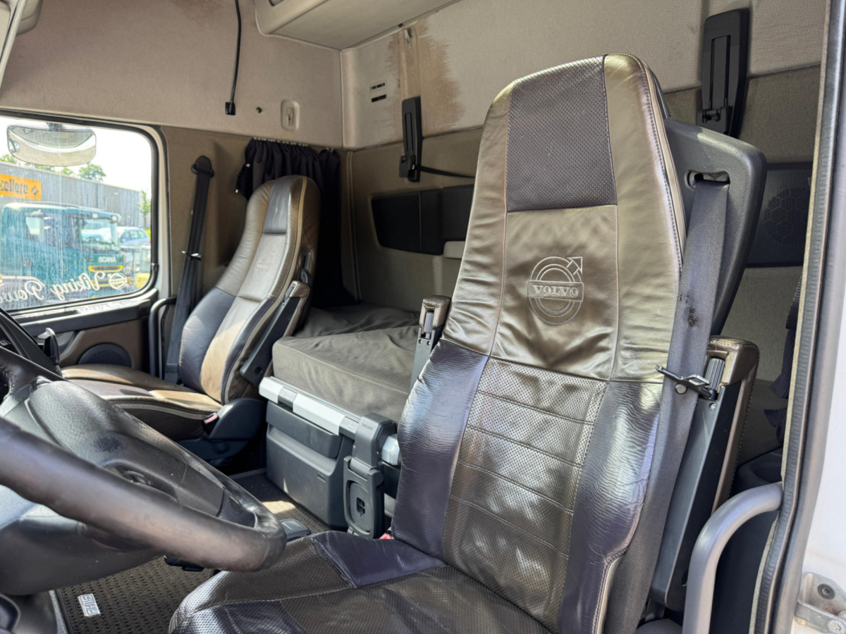 Влекач VOLVO FH16-750 6x2: снимка 11