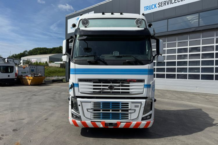 Volvo FH16-750 6x2 - Влекач: снимка 2 Volvo FH16-750 6x2 - Влекач: снимка 2