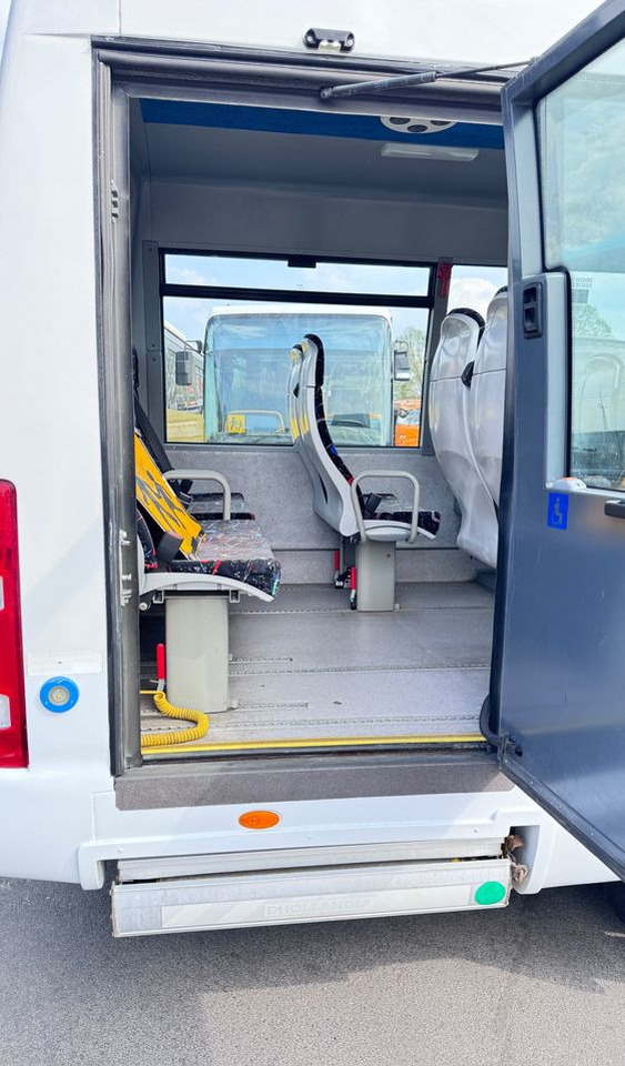 Irisbus Iveco / DURISOTTI / -28miejsc /euro5/ mała klima / winda / 114000 zł netto - Микробус, Пътнически бус: снимка 5 Irisbus Iveco / DURISOTTI / -28miejsc /euro5/ mała klima / winda / 114000 zł netto - Микробус, Пътнически бус: снимка 5