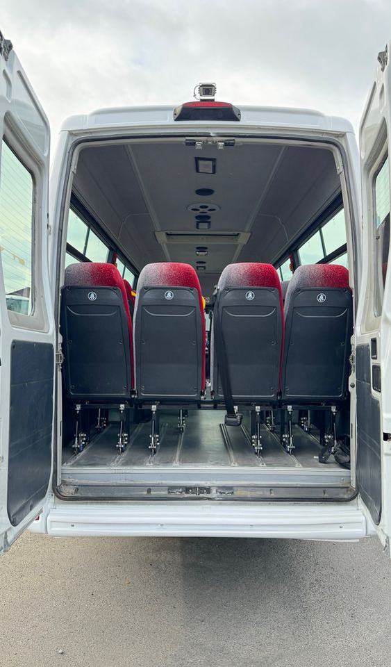 Irisbus Iveco Daily / 23 miejsca / Cena 87000 zł netto - Микробус, Пътнически бус: снимка 5 Irisbus Iveco Daily / 23 miejsca / Cena 87000 zł netto - Микробус, Пътнически бус: снимка 5