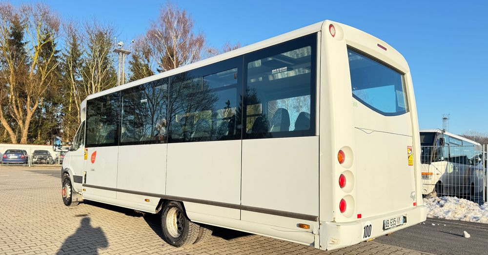 Iveco Aptineo / mała klima / 28 miejsc / winda / CENA: 67500 zł netto - Микробус, Пътнически бус: снимка 4 Iveco Aptineo / mała klima / 28 miejsc / winda / CENA: 67500 zł netto - Микробус, Пътнически бус: снимка 4