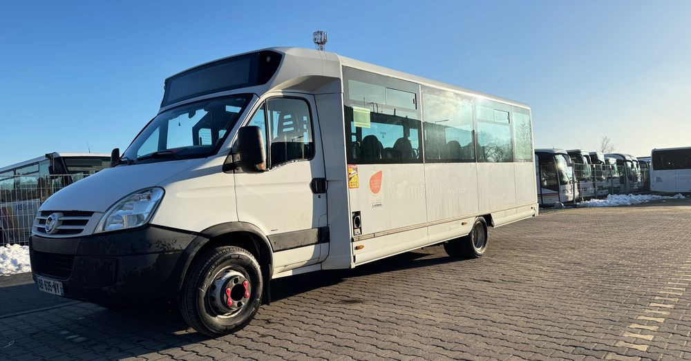 Iveco Aptineo / mała klima / 28 miejsc / winda / CENA: 67500 zł netto - Микробус, Пътнически бус: снимка 2 Iveco Aptineo / mała klima / 28 miejsc / winda / CENA: 67500 zł netto - Микробус, Пътнически бус: снимка 2