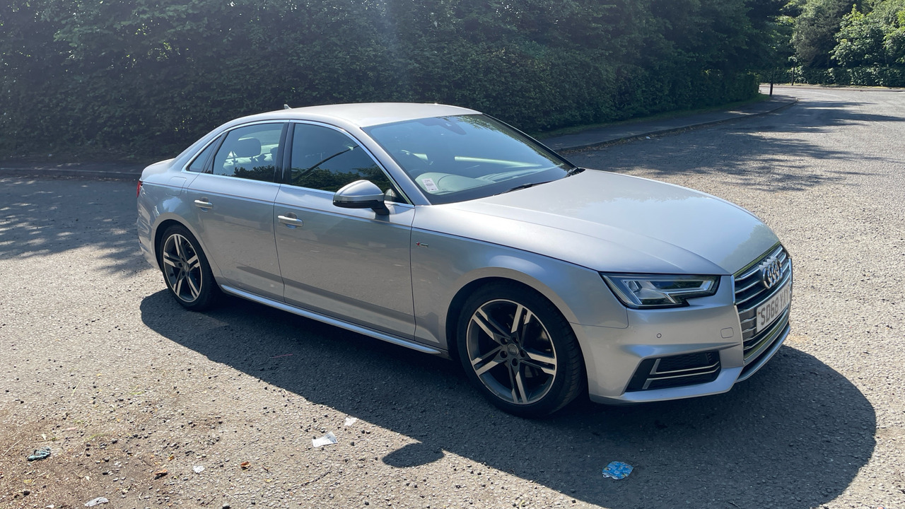 Седан AUDI A4 1.4T FSI S Line 150Ps: снимка 1