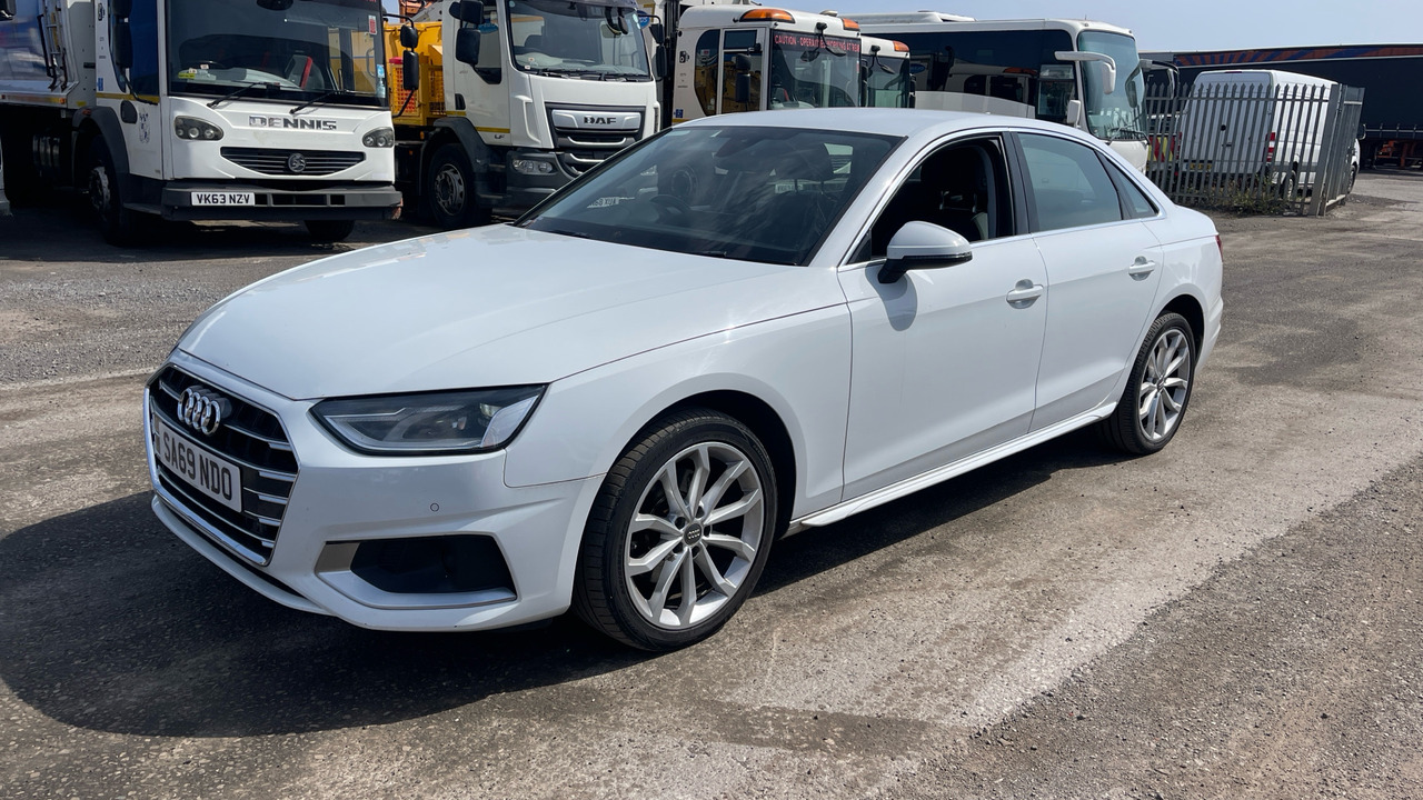 AUDI A4 35 TDI Sport 4dr S Tronic - Седан: снимка 2 AUDI A4 35 TDI Sport 4dr S Tronic - Седан: снимка 2