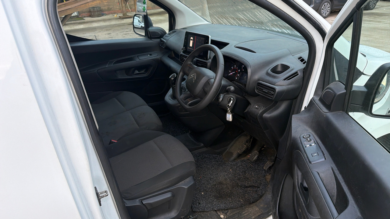 CITROEN BERLINGO 650 1.5 ENTERPROSE 75PS - Малък ван: снимка 5 CITROEN BERLINGO 650 1.5 ENTERPROSE 75PS - Малък ван: снимка 5