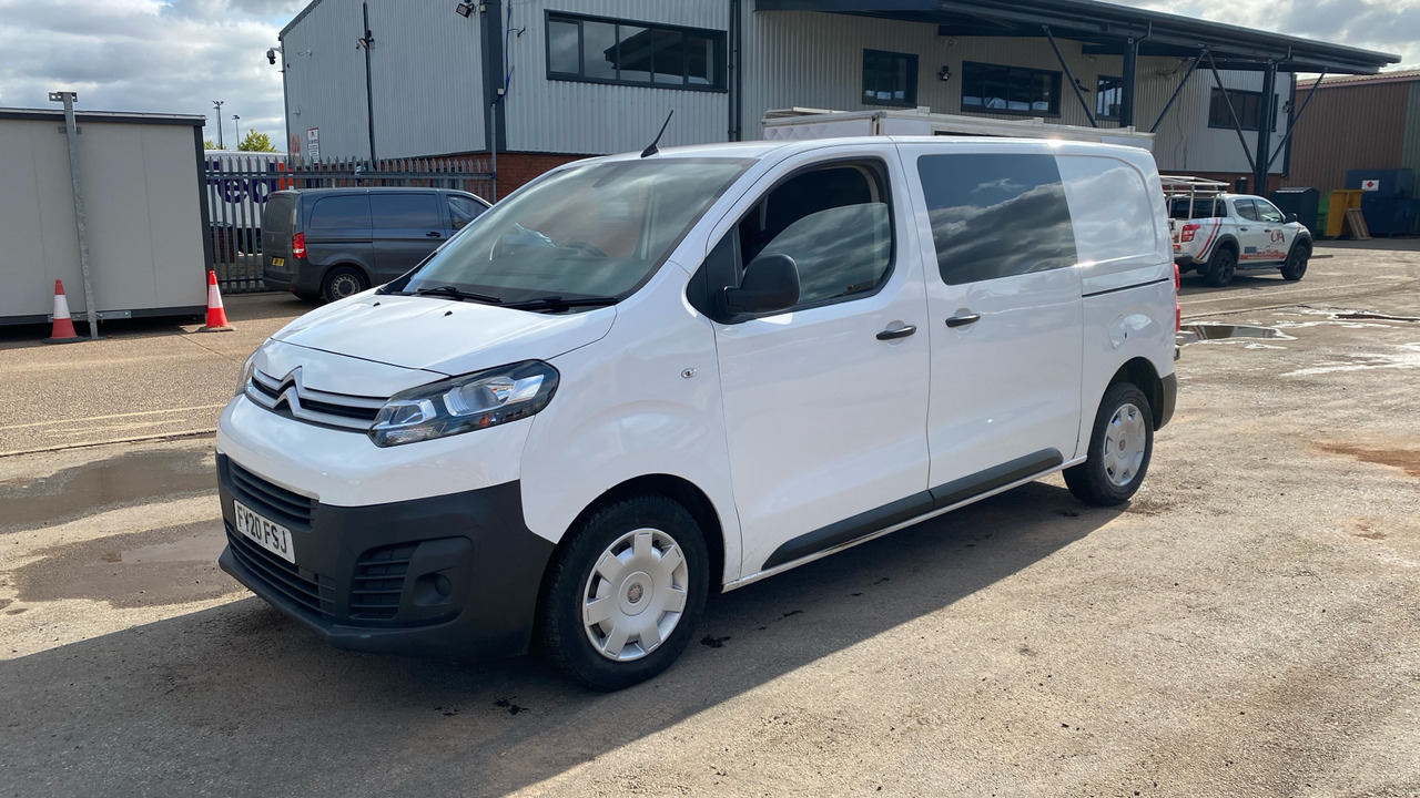 CITROEN DISPATCH 1400 2.0 BlueHDi 120PS Enterprise - Бус с двойна кабина: снимка 2 CITROEN DISPATCH 1400 2.0 BlueHDi 120PS Enterprise - Бус с двойна кабина: снимка 2
