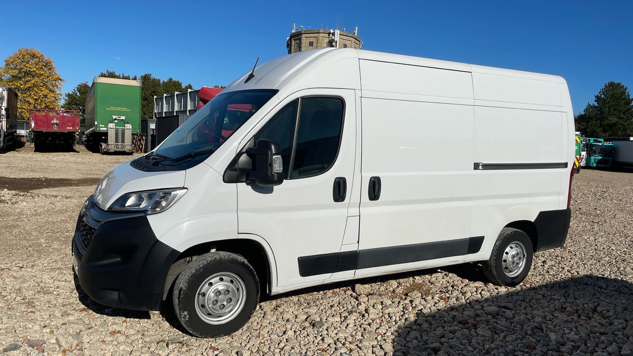 Citroen Relay 35 2.2 BLUE HDI 140PS - Товарен бус: снимка 2 Citroen Relay 35 2.2 BLUE HDI 140PS - Товарен бус: снимка 2
