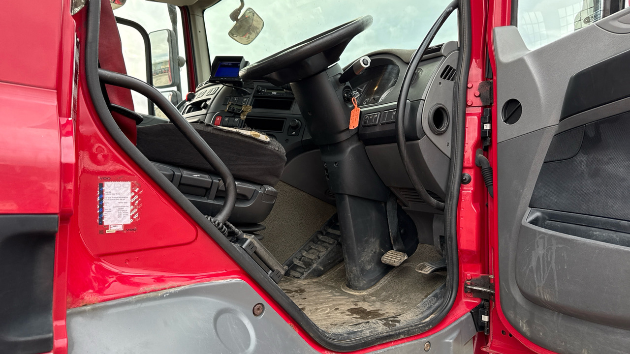 DAF CF 290 - Бордови камион, Камион с кран: снимка 5 DAF CF 290 - Бордови камион, Камион с кран: снимка 5