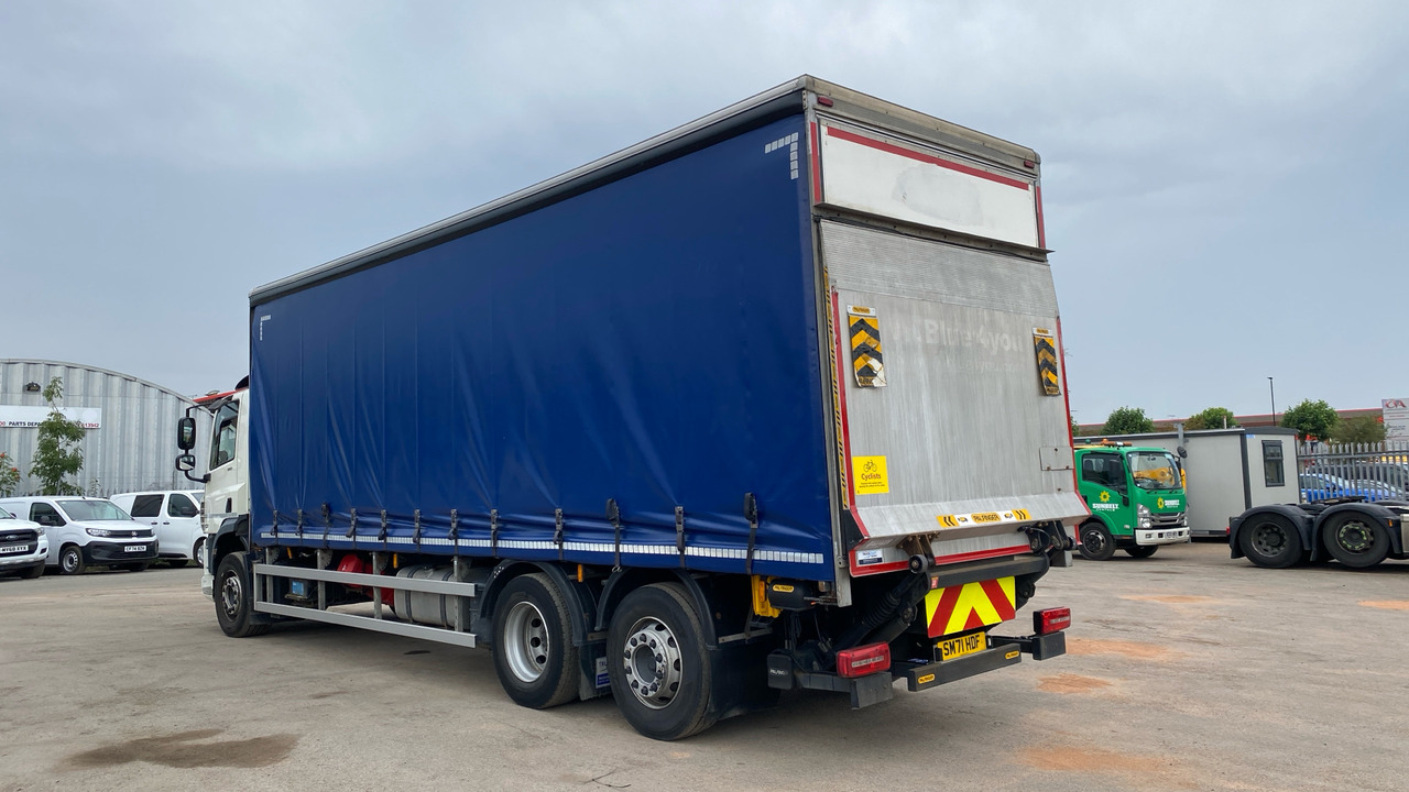 DAF CF 320 - Камион с брезент: снимка 3 DAF CF 320 - Камион с брезент: снимка 3