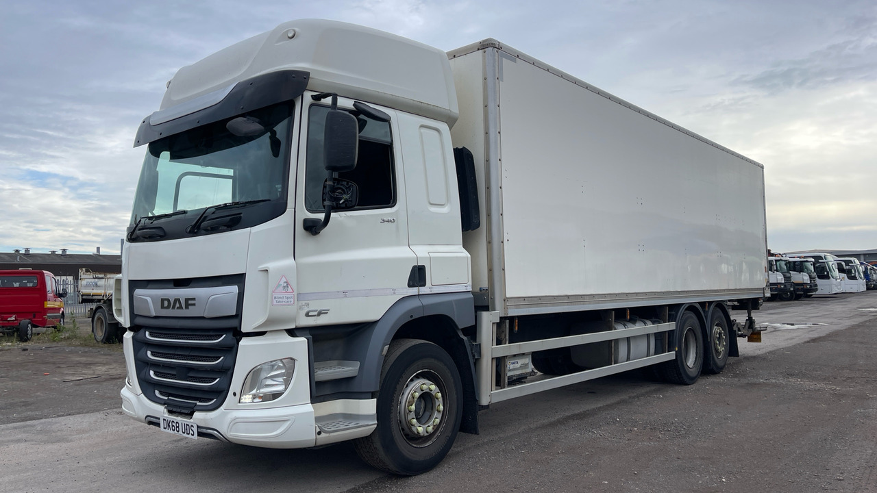 DAF CF 340 - Камион фургон: снимка 2 DAF CF 340 - Камион фургон: снимка 2