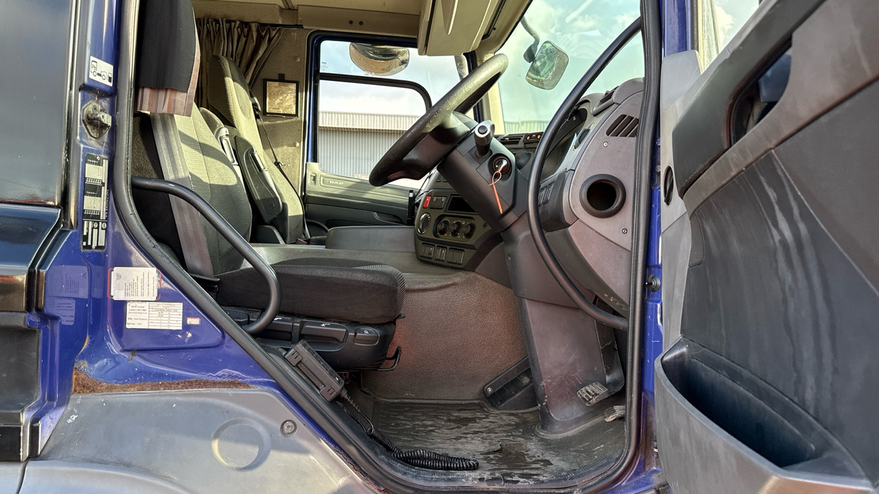 DAF CF 370 - Камион с брезент: снимка 5 DAF CF 370 - Камион с брезент: снимка 5