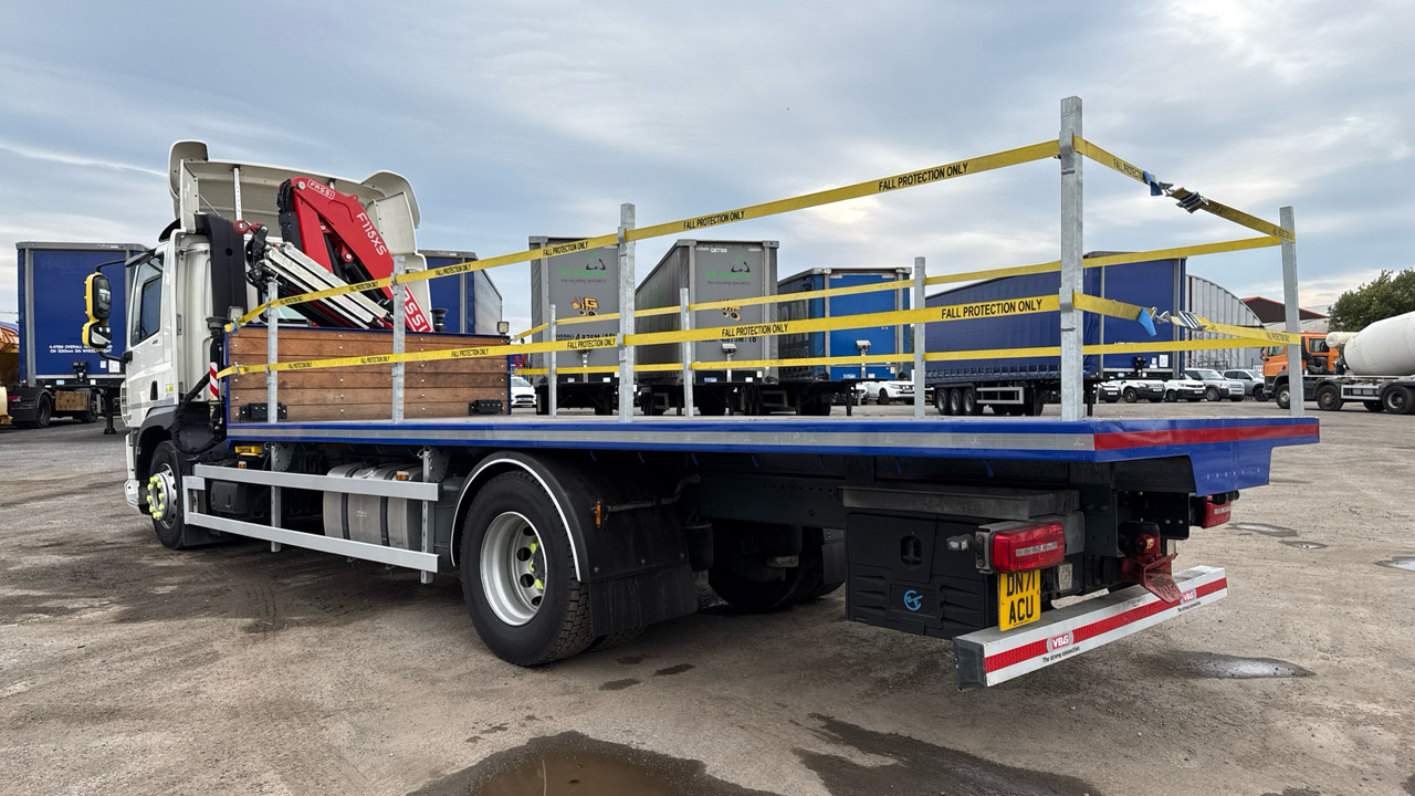 DAF CF 410 - Бордови камион, Камион с кран: снимка 3 DAF CF 410 - Бордови камион, Камион с кран: снимка 3