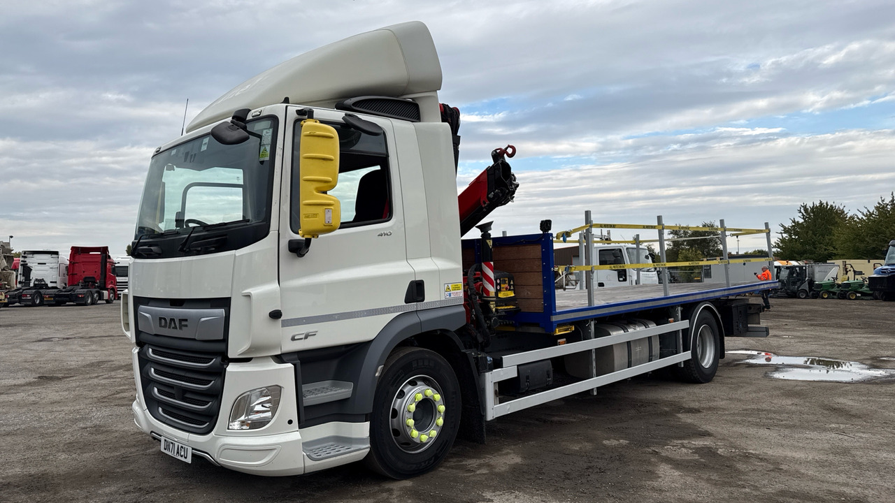 DAF CF 410 - Бордови камион, Камион с кран: снимка 3 DAF CF 410 - Бордови камион, Камион с кран: снимка 3