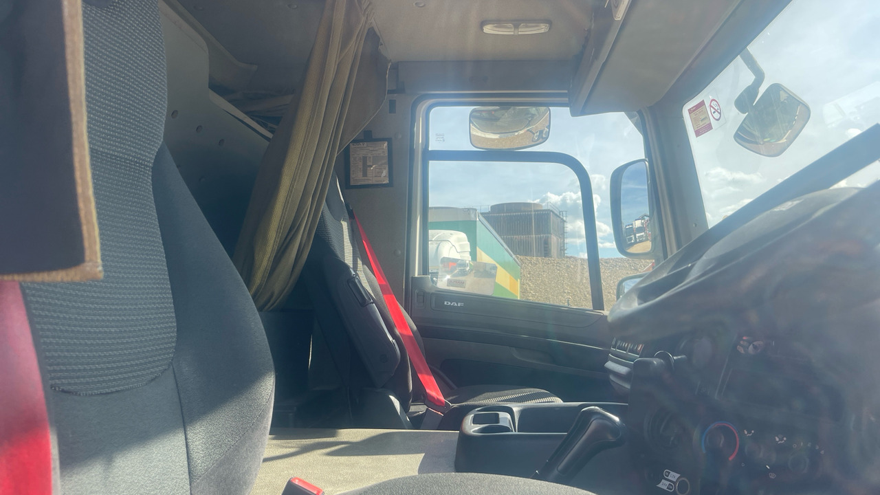 DAF CF 65.220 - Камион фургон: снимка 5 DAF CF 65.220 - Камион фургон: снимка 5
