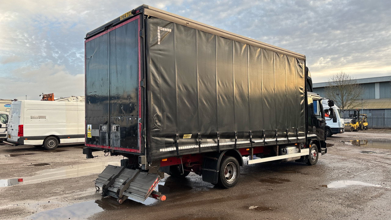 DAF LF 150 - Камион с брезент: снимка 4 DAF LF 150 - Камион с брезент: снимка 4