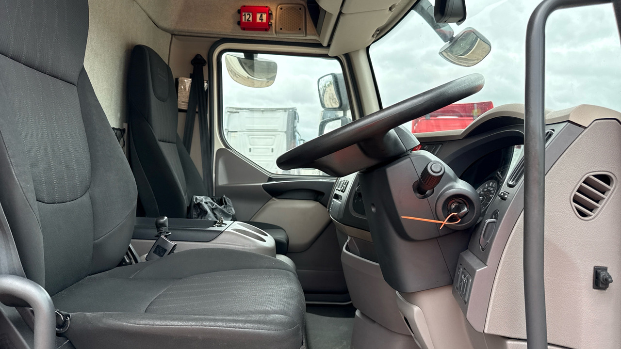 DAF LF 180 - Камион с брезент: снимка 5 DAF LF 180 - Камион с брезент: снимка 5