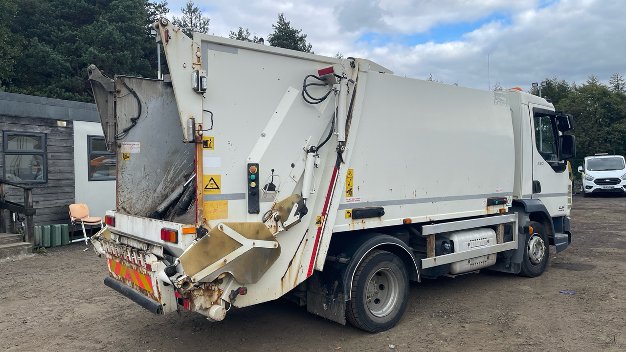 DAF LF 220 - Боклукчийска кола: снимка 4 DAF LF 220 - Боклукчийска кола: снимка 4