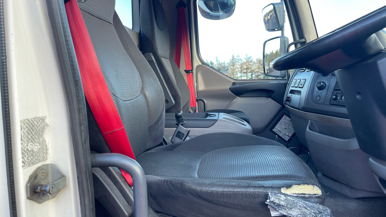 DAF LF 230 - Бордови камион: снимка 5 DAF LF 230 - Бордови камион: снимка 5