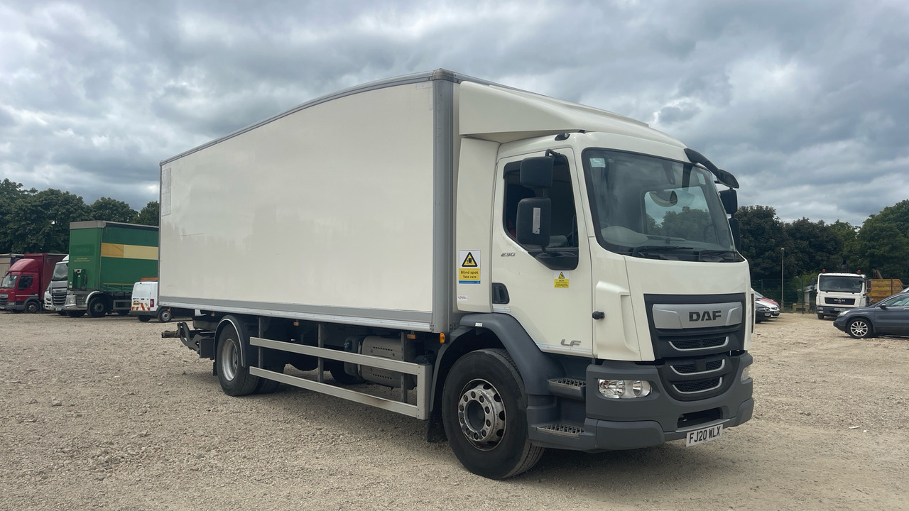 DAF LF 230 - Камион фургон: снимка 1 DAF LF 230 - Камион фургон: снимка 1