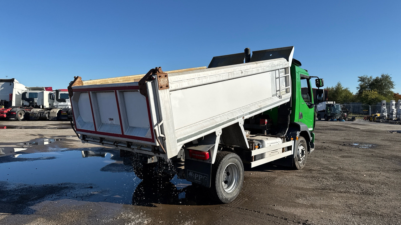 DAF LF 260 - Самосвал камион: снимка 4 DAF LF 260 - Самосвал камион: снимка 4