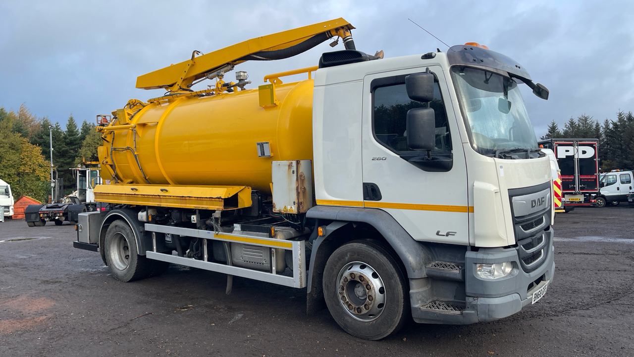 DAF LF 260 - Каналопочистваща машина: снимка 1 DAF LF 260 - Каналопочистваща машина: снимка 1