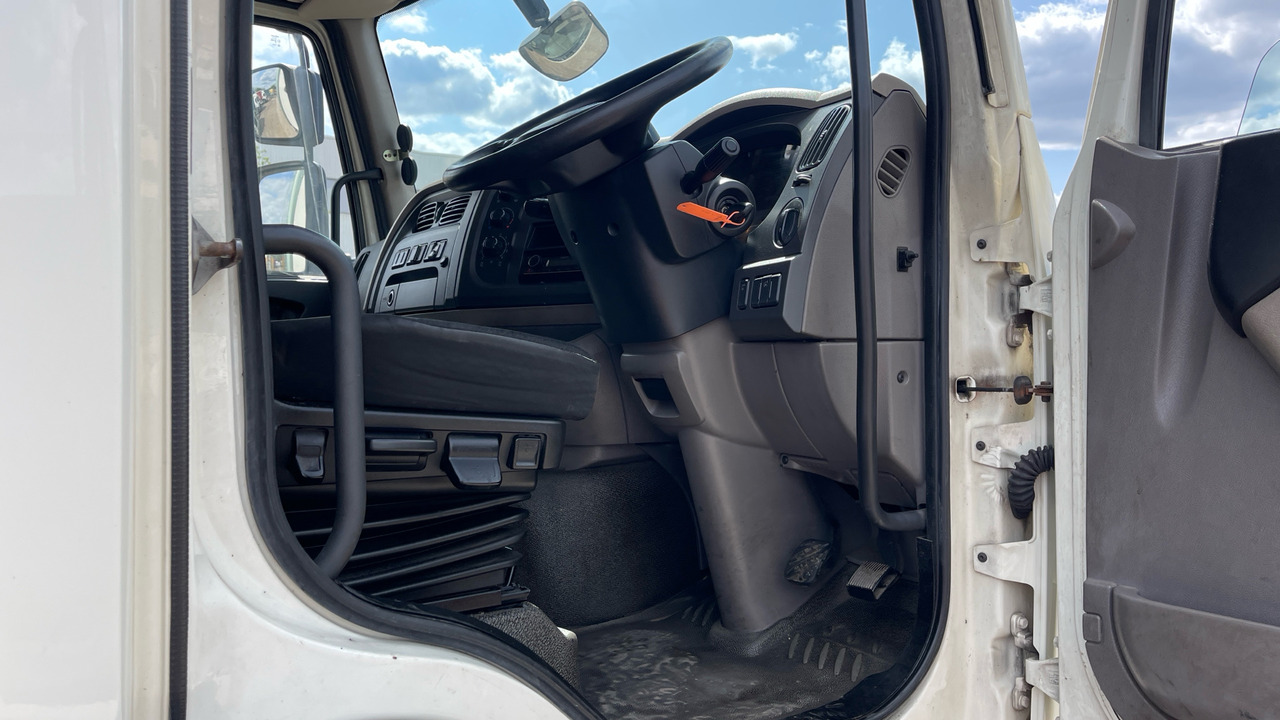 DAF LF 320 - Камион фургон: снимка 5 DAF LF 320 - Камион фургон: снимка 5