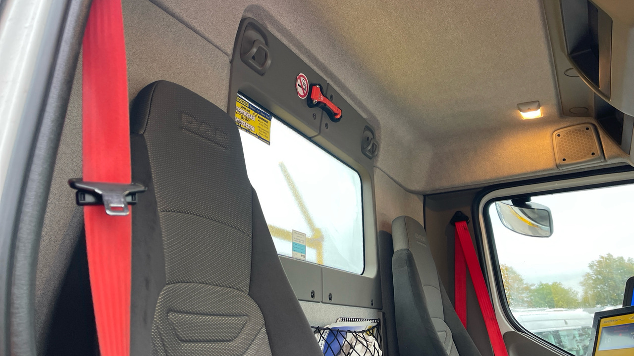 Снегорин DAF LF 55.220: снимка 8 Снегорин DAF LF 55.220: снимка 8