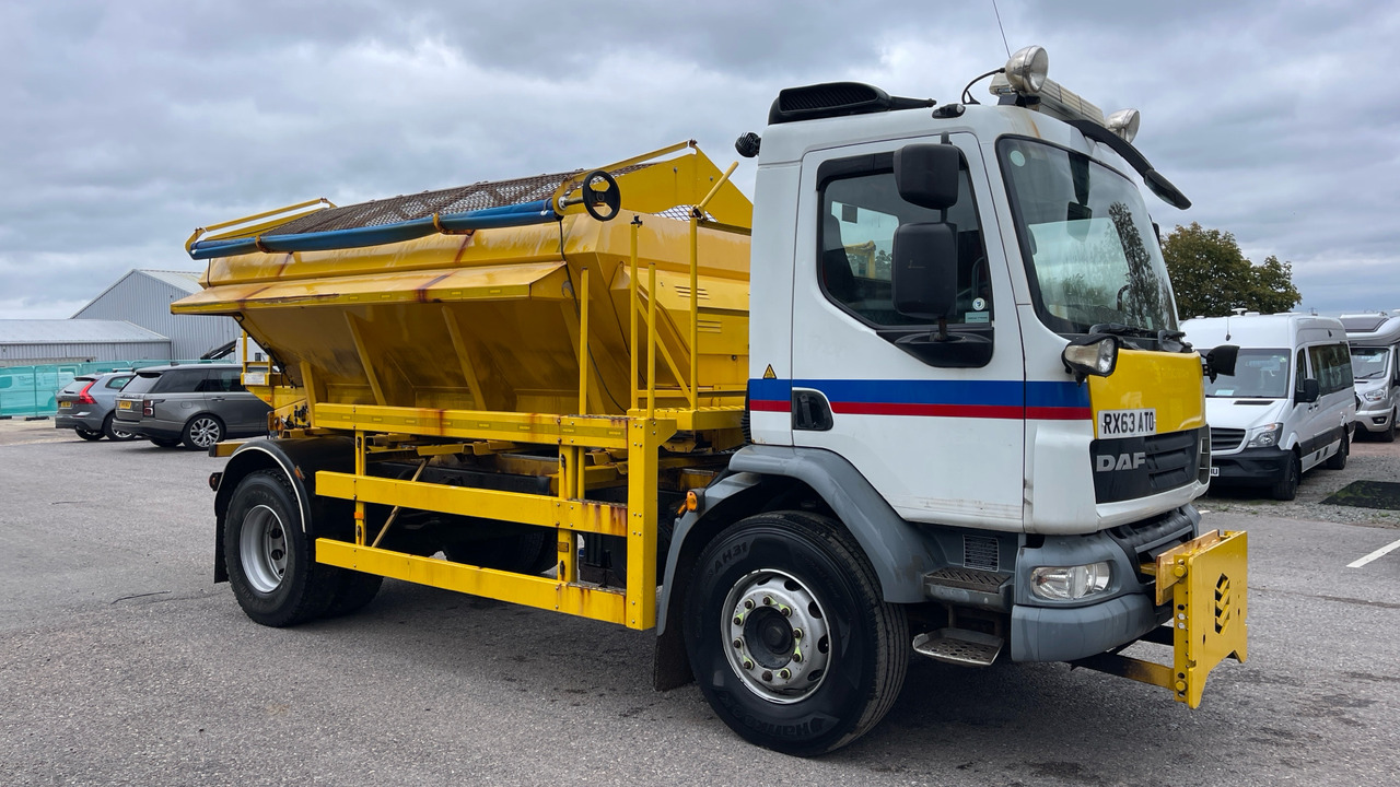 DAF LF 55.220 - Снегорин: снимка 1 DAF LF 55.220 - Снегорин: снимка 1