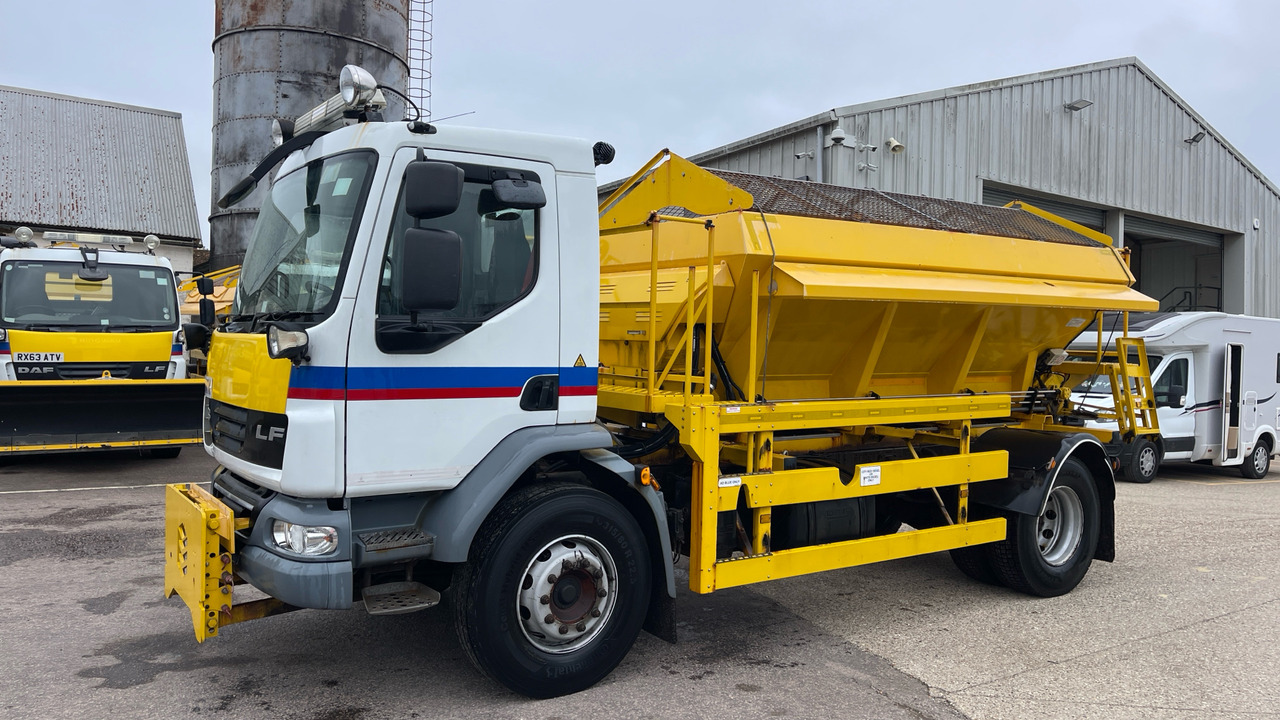 DAF LF 55.220 - Снегорин: снимка 2 DAF LF 55.220 - Снегорин: снимка 2