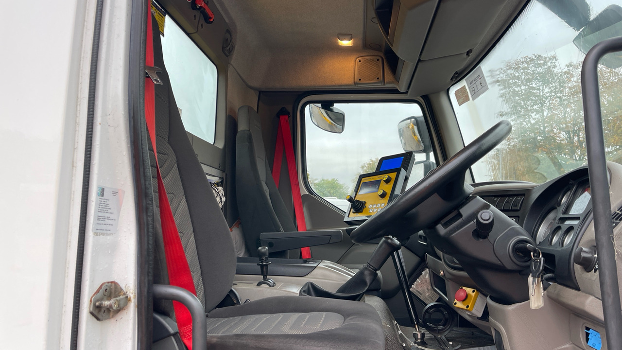 DAF LF 55.220 - Снегорин: снимка 5 DAF LF 55.220 - Снегорин: снимка 5