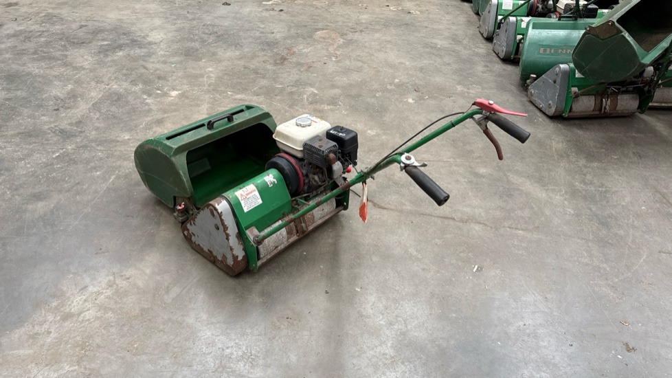 DENNIS FT510 PEDESTRIAN CYLINDER MOWER WITH 5K UNIT AND GRASS BOX - Косачка за трева: снимка 3 DENNIS FT510 PEDESTRIAN CYLINDER MOWER WITH 5K UNIT AND GRASS BOX - Косачка за трева: снимка 3
