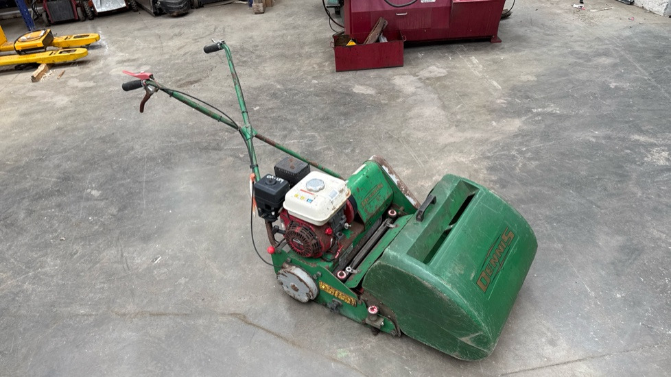 DENNIS FT510 PEDESTRIAN CYLINDER MOWER WITH 5K UNIT AND GRASS BOX - Косачка за трева: снимка 4 DENNIS FT510 PEDESTRIAN CYLINDER MOWER WITH 5K UNIT AND GRASS BOX - Косачка за трева: снимка 4