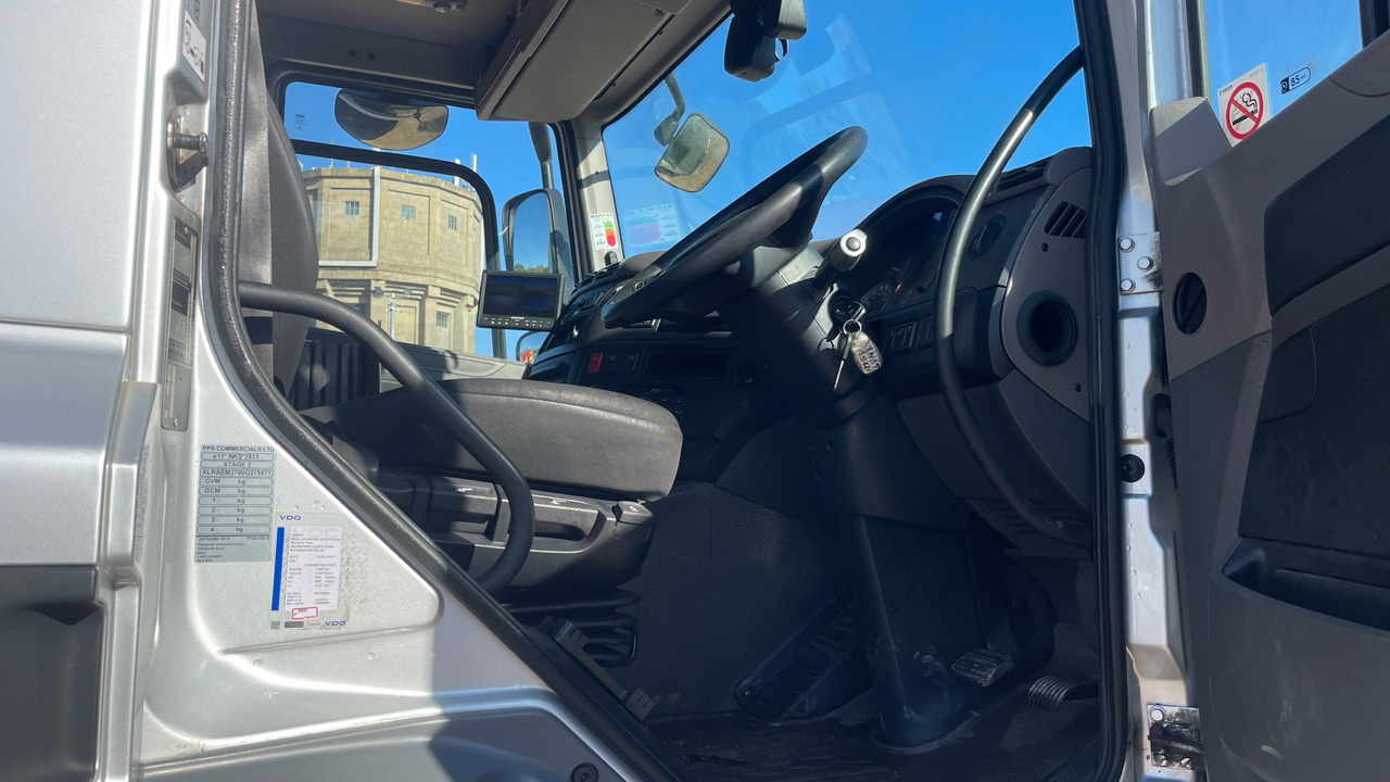 Daf CF 260 - Камион с брезент: снимка 5 Daf CF 260 - Камион с брезент: снимка 5