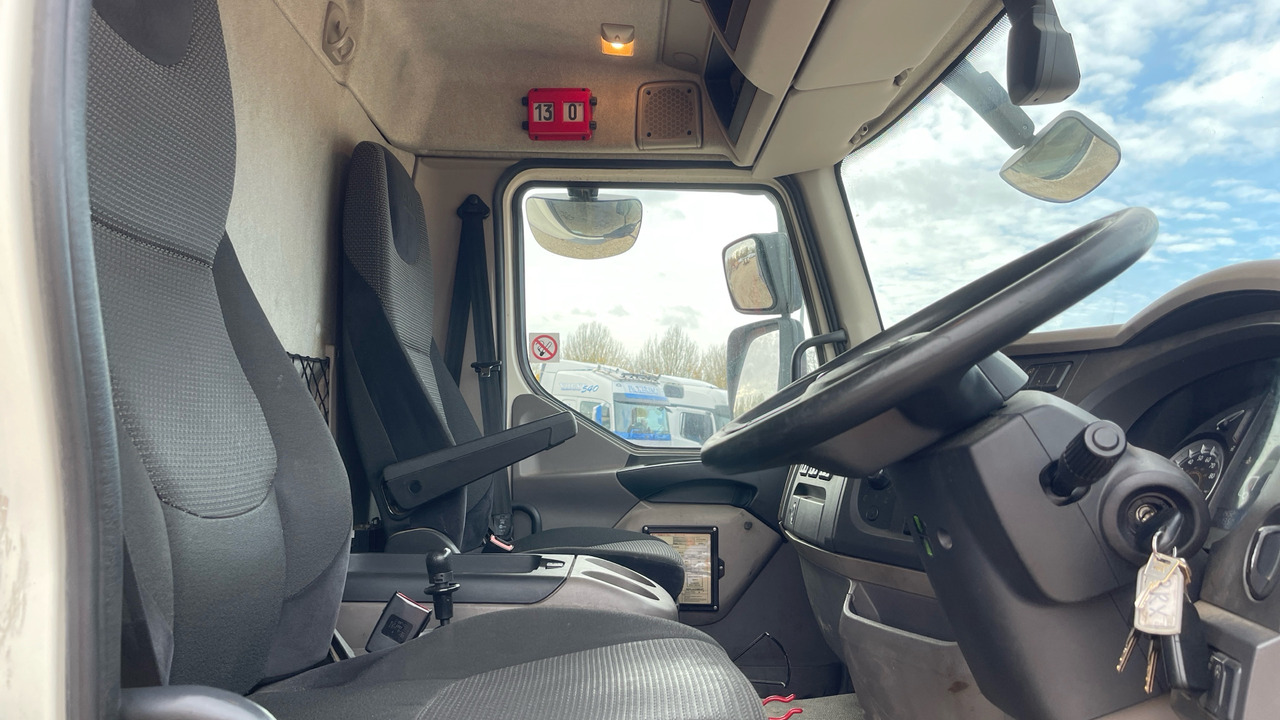 Daf LF 260 - Камион с брезент: снимка 5 Daf LF 260 - Камион с брезент: снимка 5