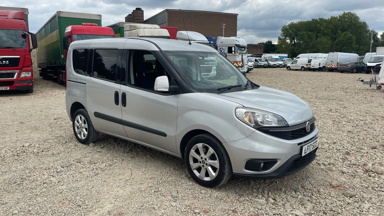 FIAT DOBLO 1.6 MULTIJET - Бус с двойна кабина: снимка 1 FIAT DOBLO 1.6 MULTIJET - Бус с двойна кабина: снимка 1