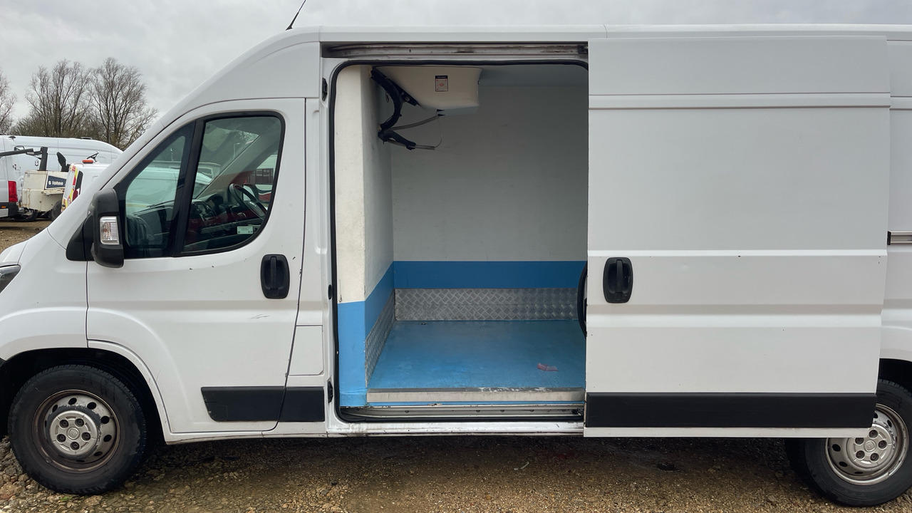 Хладилен бус FIAT DUCATO 35 2.3 MULTI JET 140PS: снимка 14 Хладилен бус FIAT DUCATO 35 2.3 MULTI JET 140PS: снимка 14