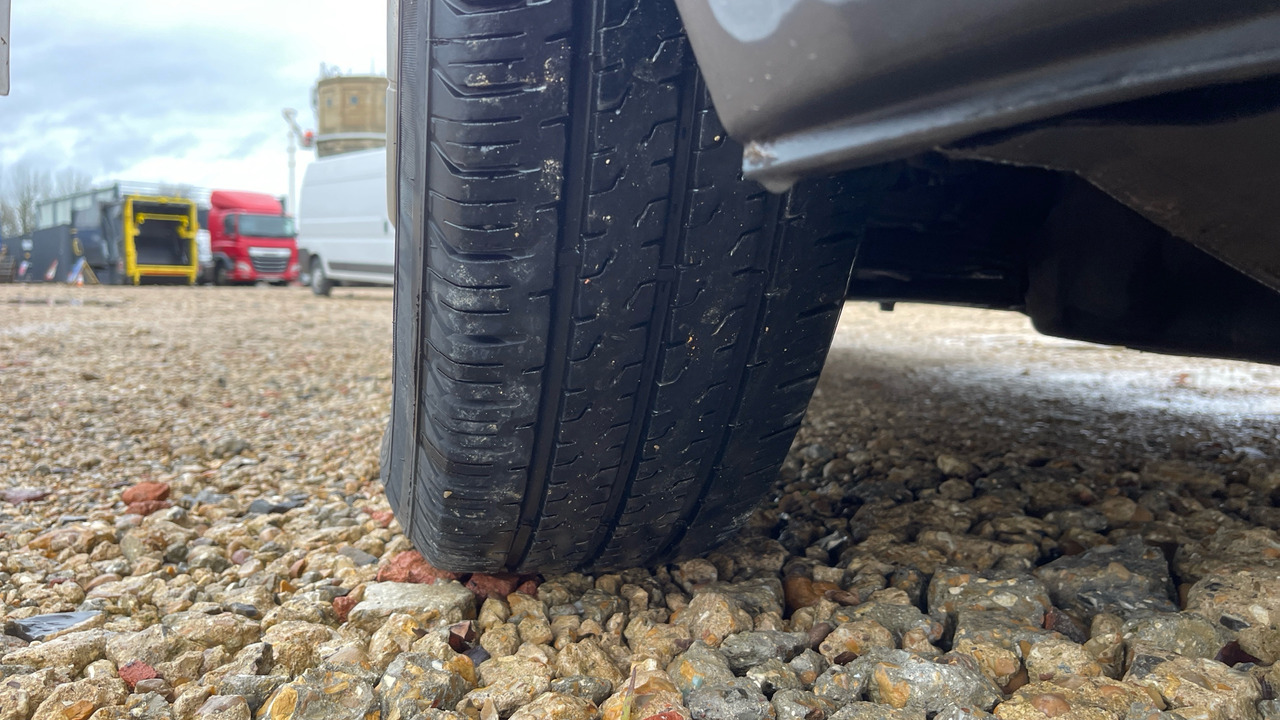 Хладилен бус FIAT DUCATO 35 2.3 MULTI JET 140PS: снимка 19 Хладилен бус FIAT DUCATO 35 2.3 MULTI JET 140PS: снимка 19