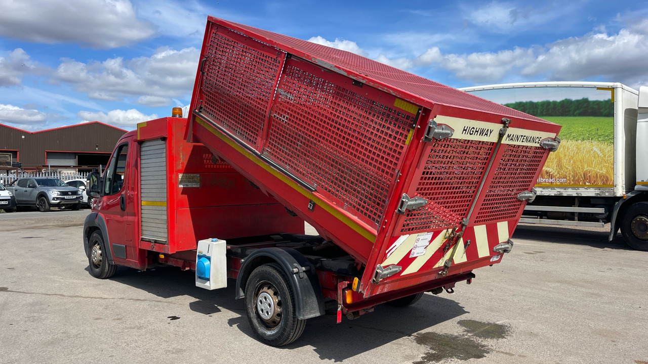 FIAT DUCATO 35 2.3 MULTIJET 130PS - Бус самосвал: снимка 3 FIAT DUCATO 35 2.3 MULTIJET 130PS - Бус самосвал: снимка 3