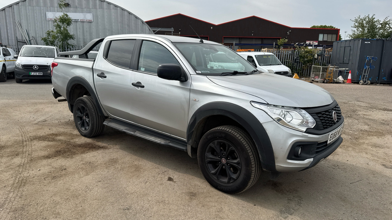 FIAT FULLBACK 2.4 180HP CROSS - Пикап, Бус с двойна кабина: снимка 1 FIAT FULLBACK 2.4 180HP CROSS - Пикап, Бус с двойна кабина: снимка 1